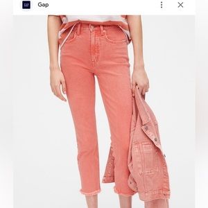 Gap pink wash cigarette jeans with distressed edge size 6